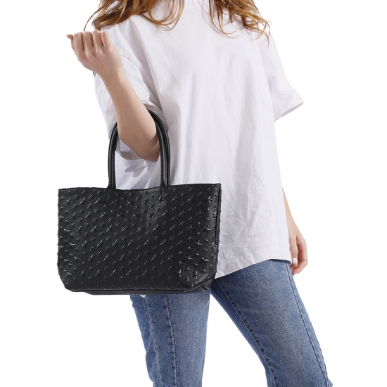 EMBOSS TOTE - S BLACK